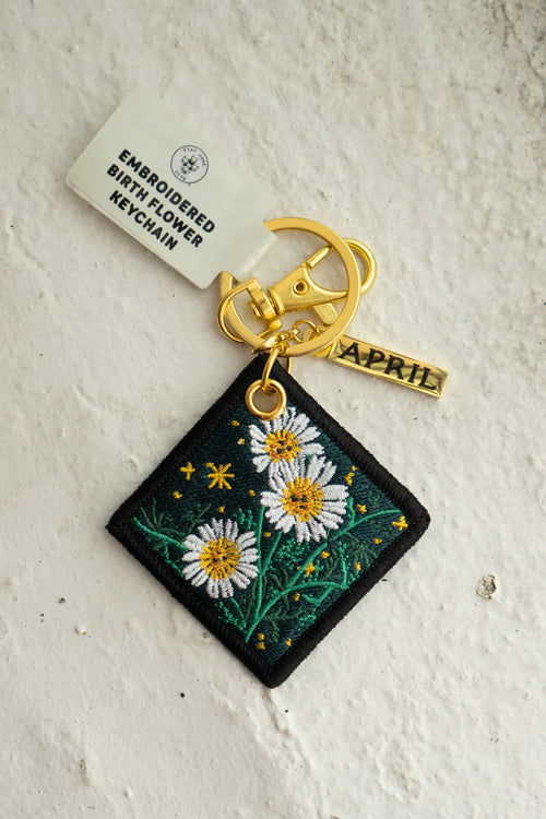 'Daisy' - Porte-Clés Brodé avec fleur de naissance d'avril