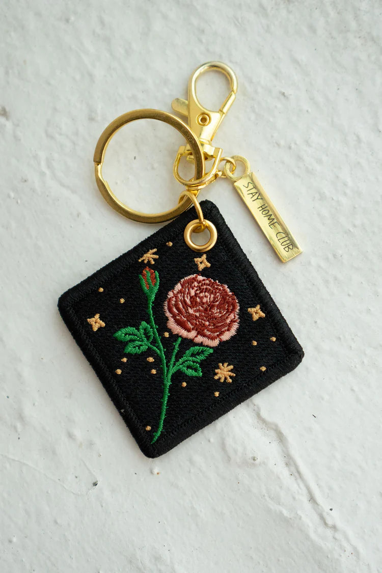 'Rose' - Porte-Clés Brodé avec fleur de naissance de juin