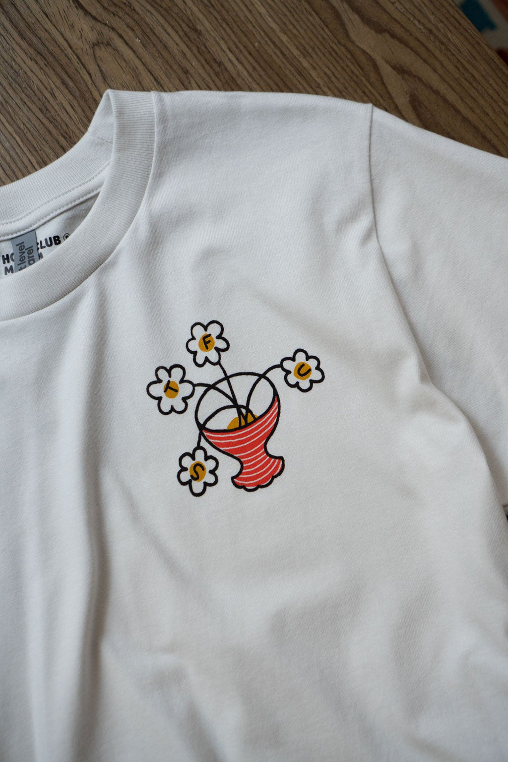 T-Shirt Carré NL 'STFU Vase'